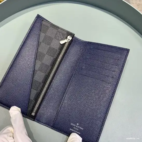 WIS LOUIS ALEXANDRE WALLET VUITTON 0624